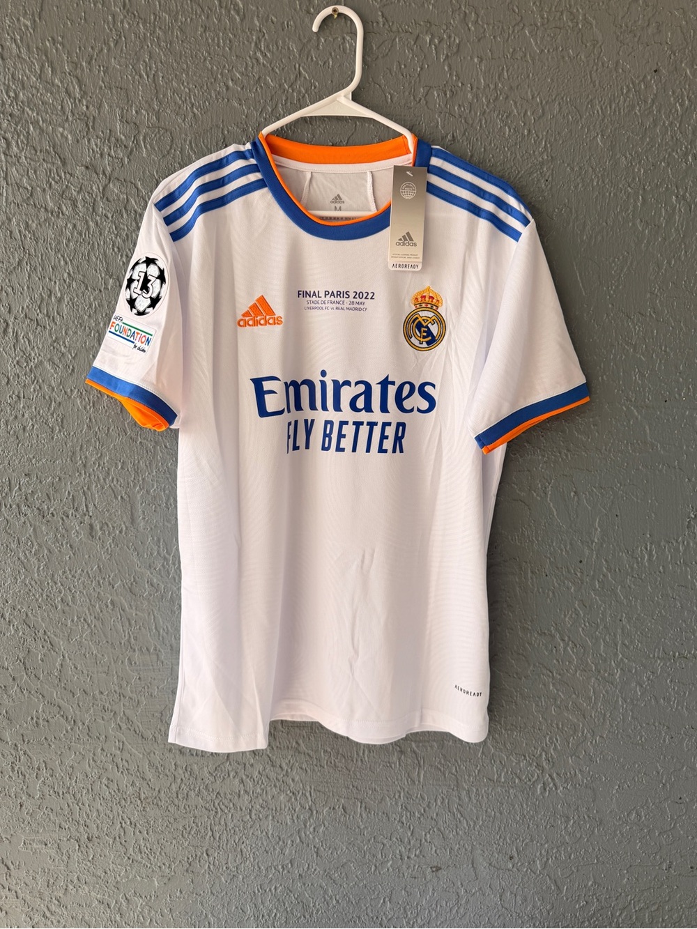 Benzema Real Madrid 2022 Final White Soccer Jersey Men - Picture 2 of 4